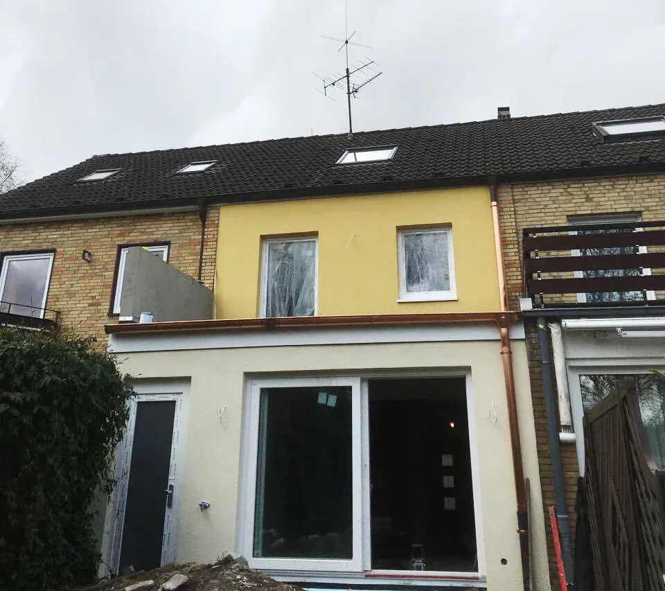 Energetische Sanierung Mittelreihenhaus mit Wohnzimmer-Anbau – Foto 2