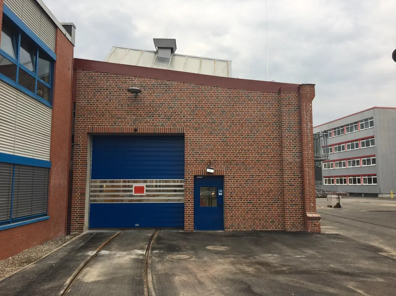 Modernisierung mit Verblendmauerwerk – Foto 3